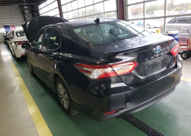 isb782647154-2019-toyota-camry-hybrid_5