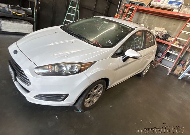 isb836650153-2015-ford-fiesta_6