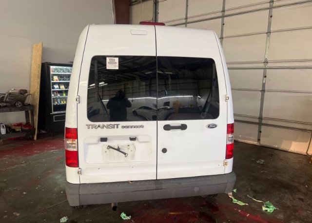 isb845476972-2011-ford-transit-connect_26