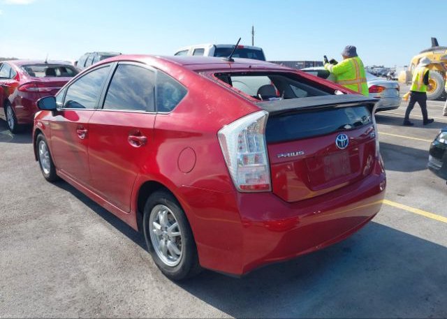 isb874429757-2011-toyota-prius_3