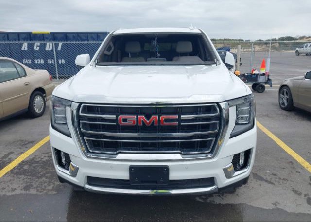 isb875035872-2022-gmc-yukon-xl_12