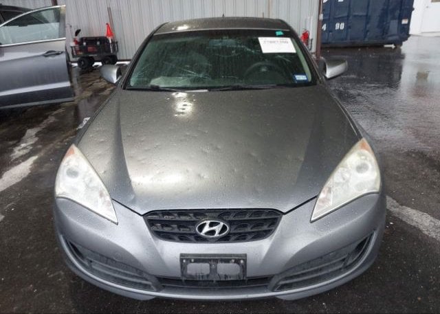 isb882221570-2011-hyundai-genesis_6