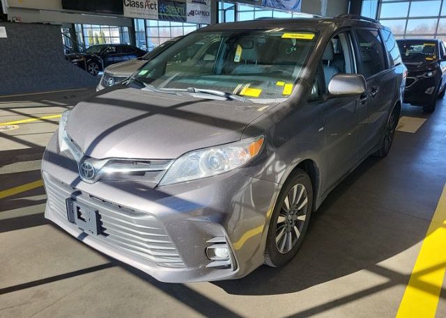 isb892096916-2019-toyota-sienna_15