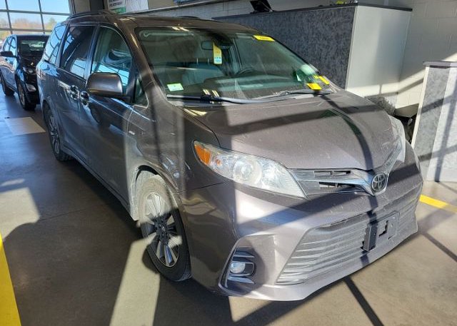 isb892096916-2019-toyota-sienna_23