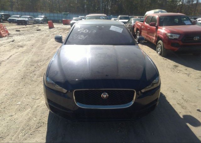 isb893394202-2018-jaguar-xe_6