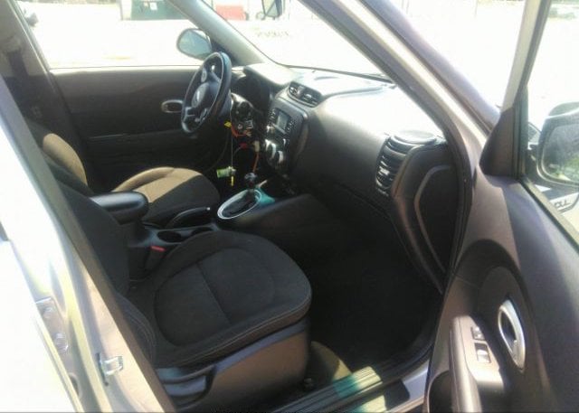 isb922918178-2015-kia-soul_5