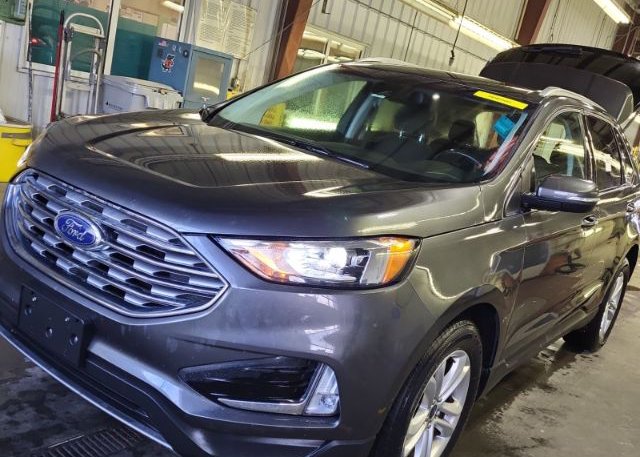 isb924985402-2019-ford-edge_20