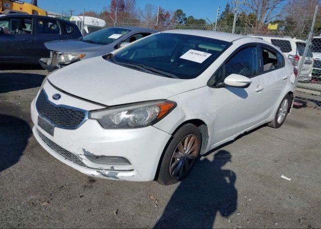 isb926099080-2014-kia-forte_2