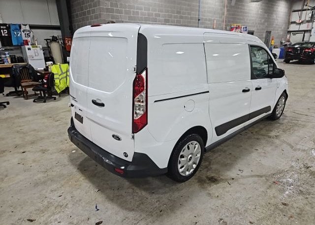 isb928132336-2015-ford-transit-connect_24