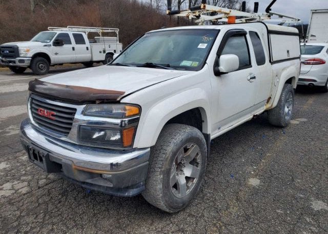 isb933915160-2012-gmc-canyon_2