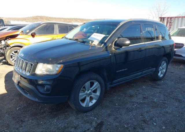 isb936033992-2012-jeep-compass_2