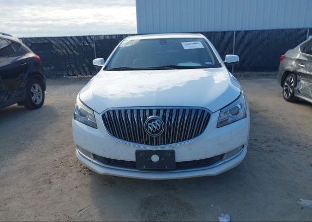 isb940084955-2016-buick-lacrosse_12