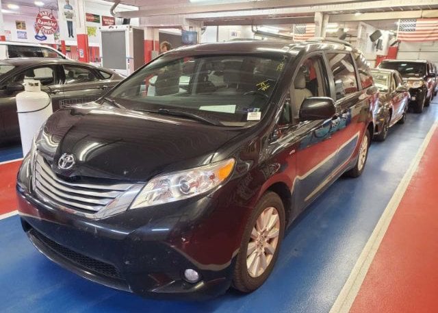 isb964149723-2017-toyota-sienna_9