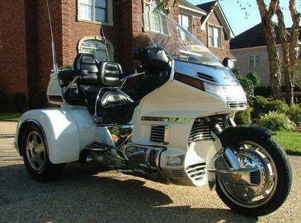 1.9.9.6 Honda Goldwing SE Trike for Sale
</span>
