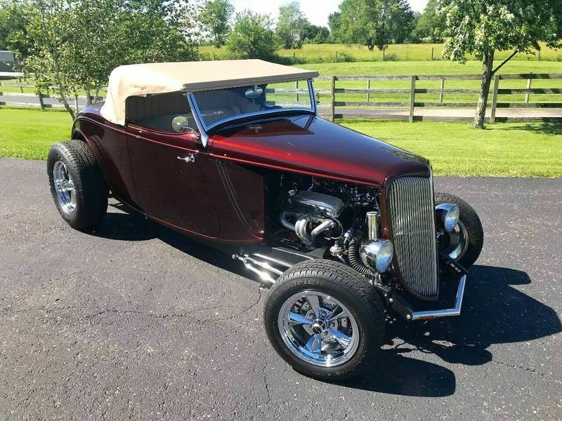 1934 Ford Roadster Burgundy Convertible V8 5.7L for Sale
</span>