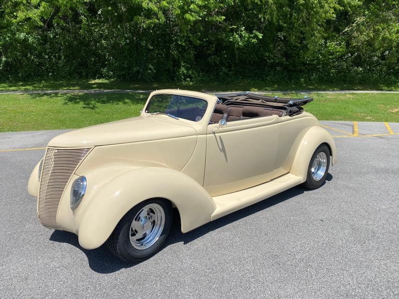 1937 Ford Street Rod Convertible for Sale
</span>