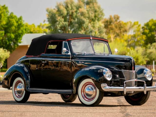 1940 Ford Deluxe Convertible 221 CI flathead V-8 engine for Sale
</span>
