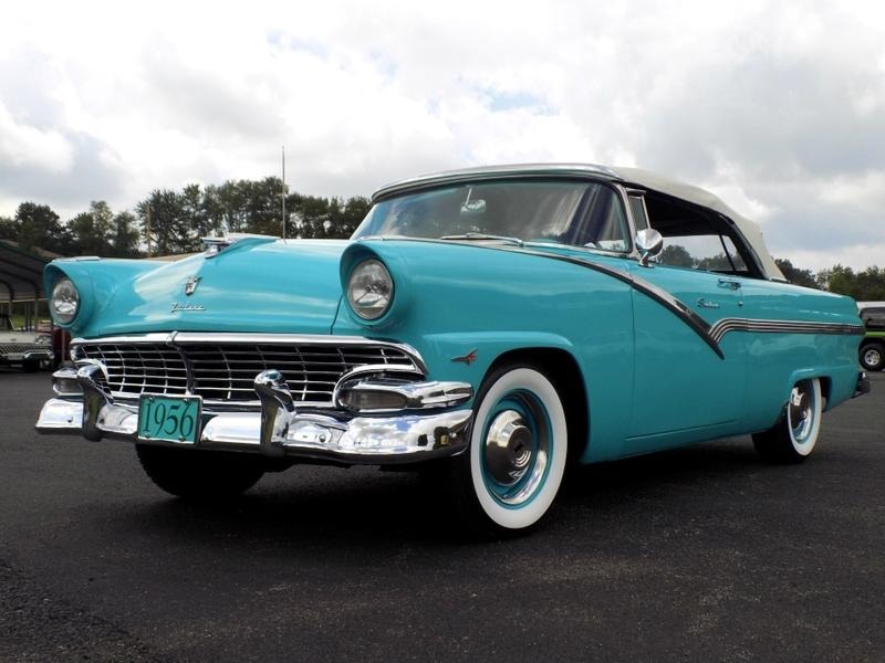 1956 Ford Sunliner for Sale
</span>