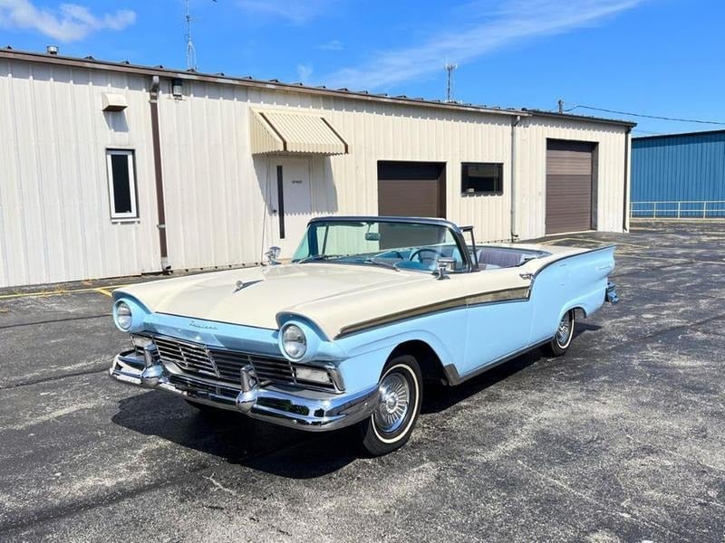 1957 Ford Fairlane 500 for Sale
</span>