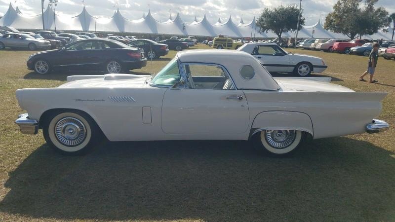 1957 Ford Thunderbird White for Sale
</span>