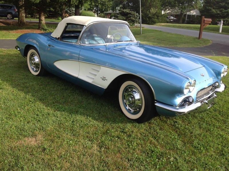 1961 Chevrolet Corvette Base Convertible 2 Door for Sale
</span>