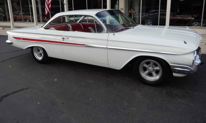 1961 Chevrolet Impala Ermine whtie for Sale
</span>