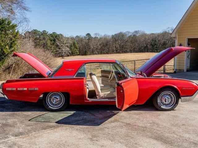 1962 Ford Thunderbird Hardtop M-Code 390 V8 Automatic for Sale
</span>