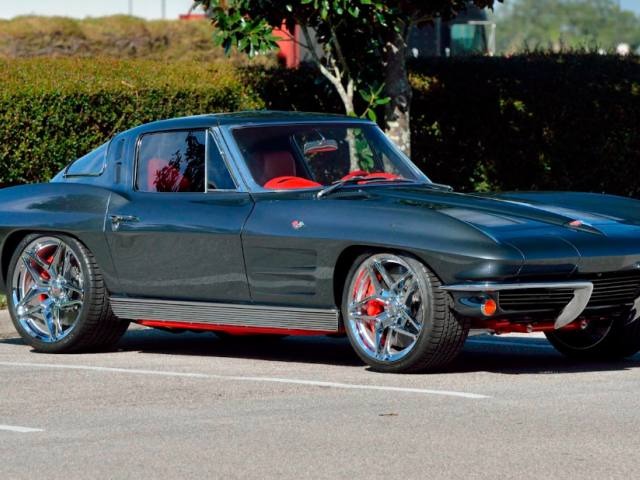 1963 Chevrolet Corvette Split Window Coupe LS3 V-8 engine for Sale
</span>