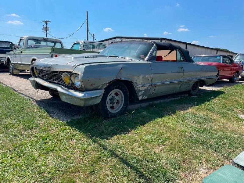 1963 Chevrolet Impala V8 3 speed Convertible for Sale
</span>