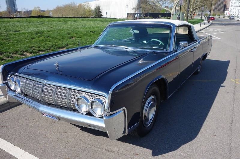 1964 Lincoln Continental Convertible Midnight Blue for Sale
</span>