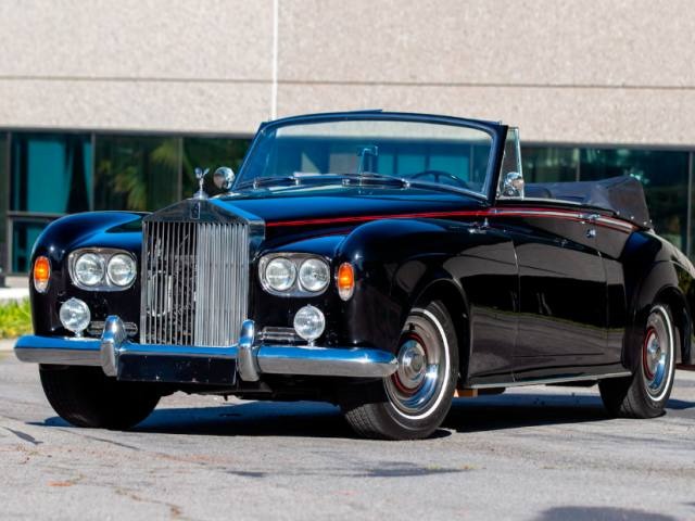 1965 Rolls-Royce Silver Cloud III Drophead Coupe Conversion V-8 engine for Sale
</span>