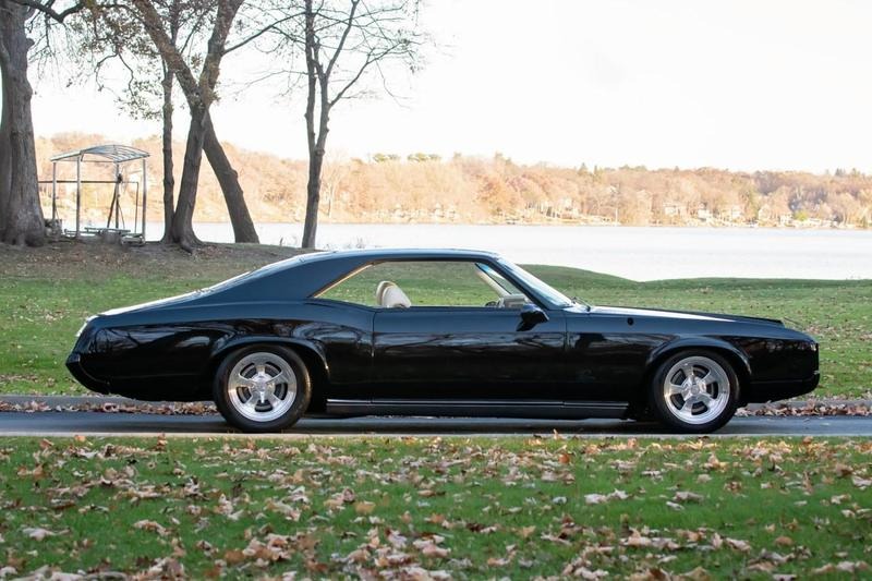 1966 Buick Riviera for Sale
</span>