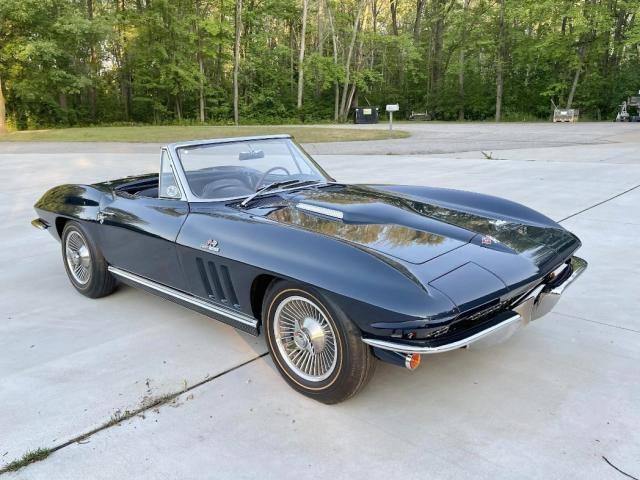1966 Chevrolet Corvette Convertible 427CI V8 Laguna Blue for Sale
</span>