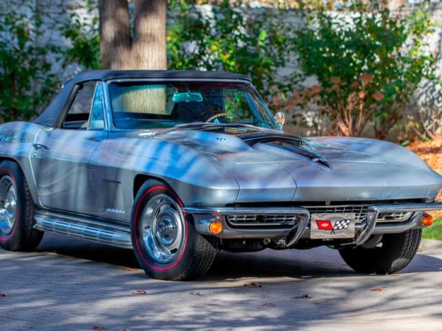 1967 Chevrolet Corvette Convertible 427/435 HP Tri-Power V-8 engine for Sale
</span>