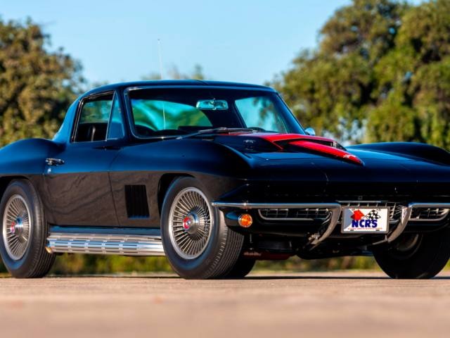 1967 Chevrolet Corvette Coupe L68 427/400 HP V-8 engine for Sale
</span>