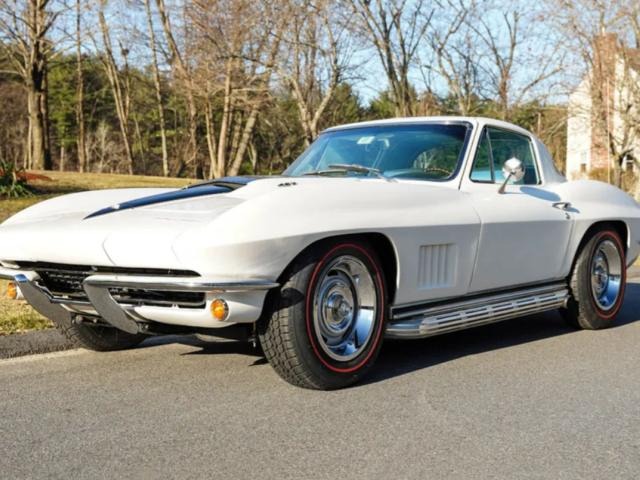 1967 Chevrolet Corvette Coupe with Tri-Power 427 Matching for Sale
</span>