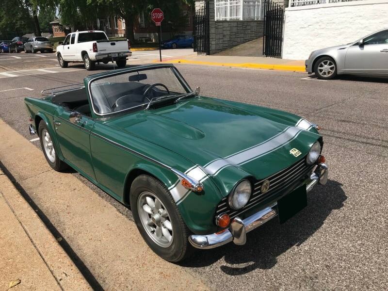 1968 Triumph TR250 Black Convertible Green for Sale
</span>