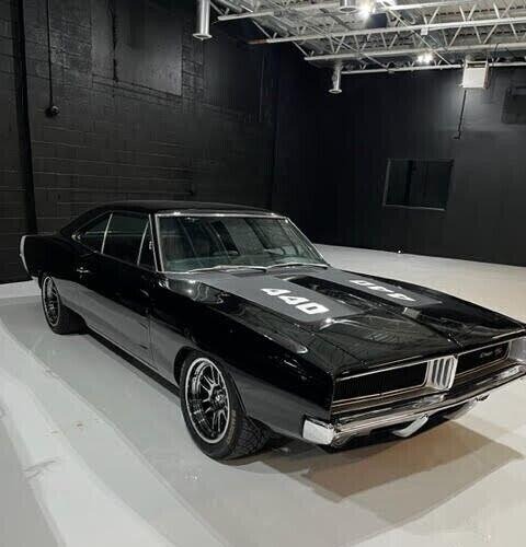 1969 Dodge Charger 440 Restomod 1969 Charger 650 HP Motor for Sale
</span>