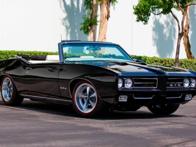 1969 Pontiac GTO Convertible Matching numbers 400 CI engine for Sale
</span>
