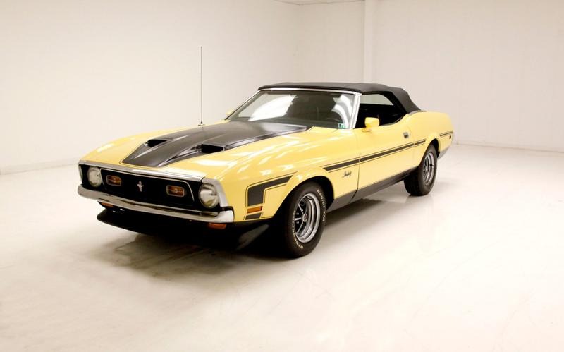 1972 Ford Mustang Convertible for Sale
</span>