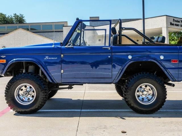 1974 Ford Bronco 5.0L V8 Automatic Convertible for Sale
</span>