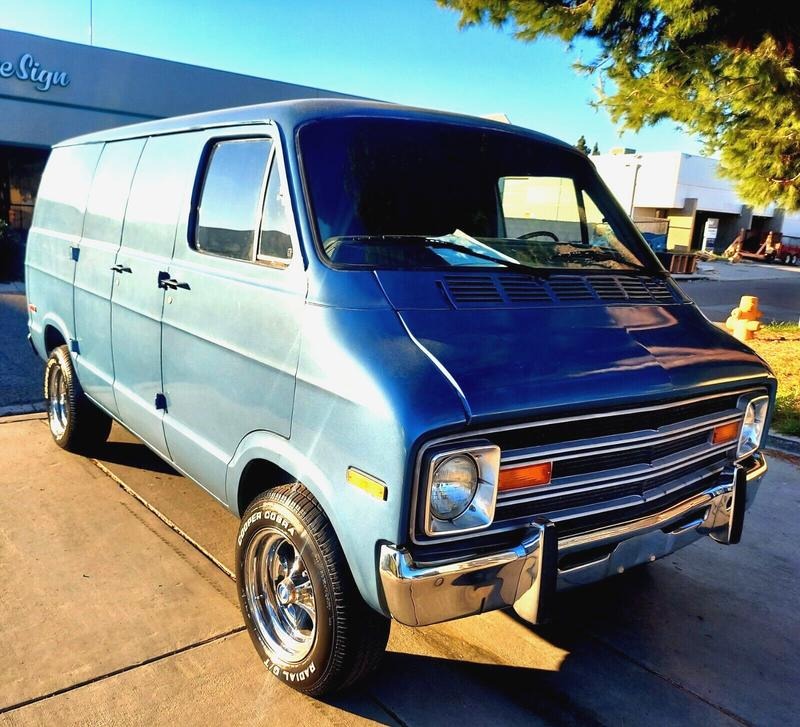 1977 Dodge B200 Van Ultimate 70's Surfer / Boogie Van. for Sale
</span>
