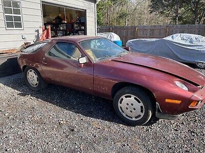 1986 Porsche 928 S 1986 Porsche 928 Coupe Red RWD Automatic for Sale
</span>