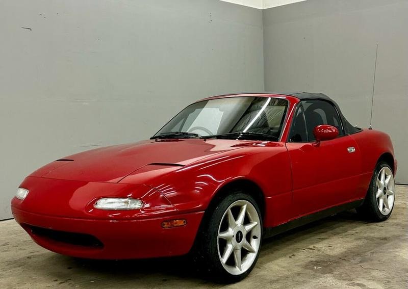 1990 Mazda MX-5 Miata Roadster for Sale
</span>