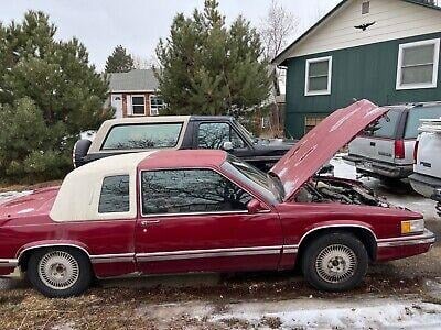 1993 Cadillac De Ville 1993 Cadillac De Ville Coupe Red FWD for Sale
</span>