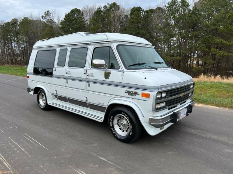 1995 Chevrolet G20 Van Explorer 1995 Chevrolet G20 High Top for Sale
</span>