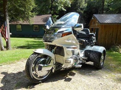 1996Honda GL1500SE Goldwing Trike for Sale
</span>