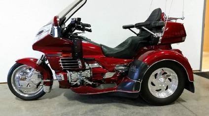 1998 Honda Gold Wing 1500cc Trike - With Shipping - Red - Full Option for Sale
</span>