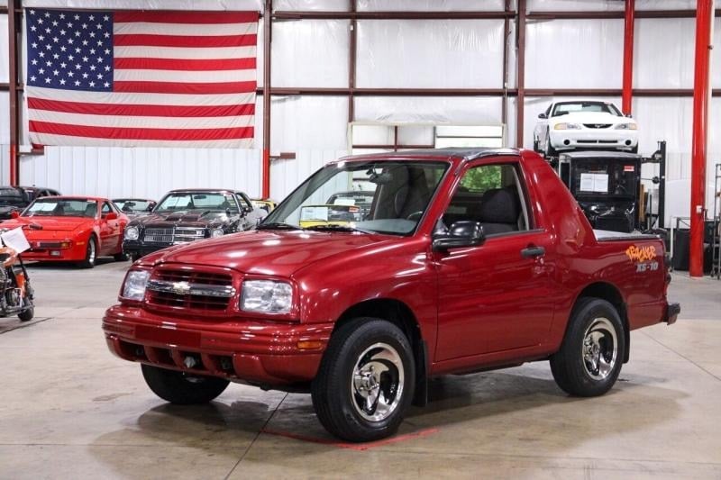 1999 Chevrolet Tracker Base 2dr 4WD SUV w/ Soft Top for Sale