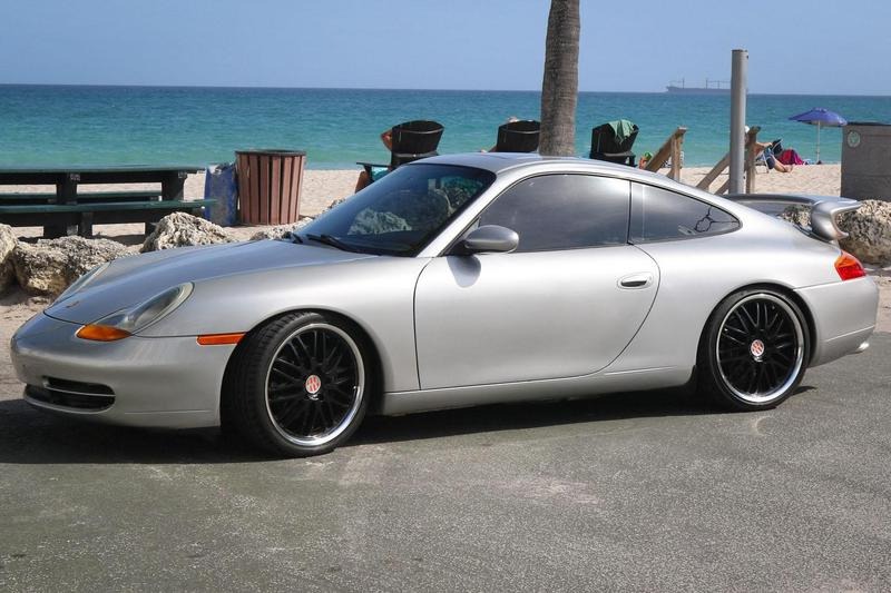 1999 Porsche 911 Carrera Coupe for Sale
</span>